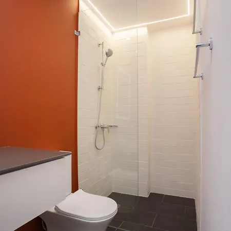 Bridge House 301-3br Penthouse *