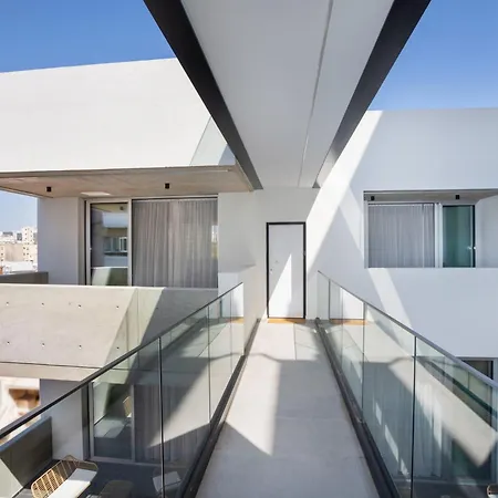 Bridge House 301-3br Penthouse