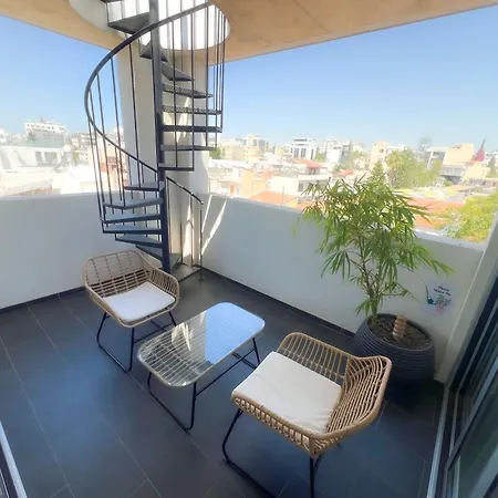 Bridge House 301-3br Penthouse * Лимасол