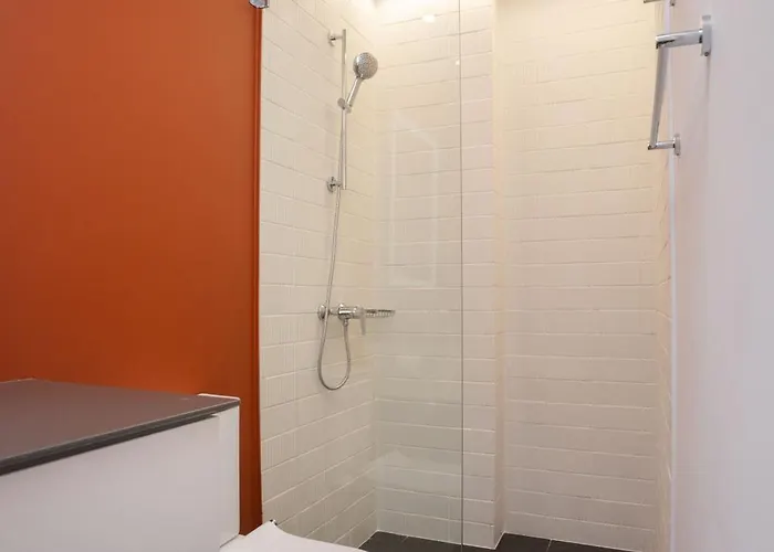 Bridge House 301-3br Penthouse *