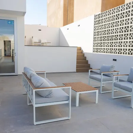 Bridge House 301-3br Penthouse דירה לימסול